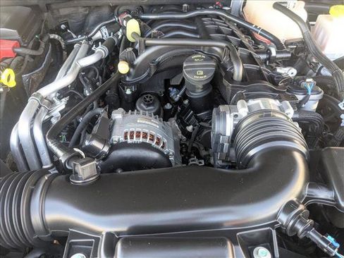 Used 2022 Jeep Gladiator Rubicon w/ Cold Weather Group image 22