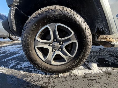 Used 2021 Jeep Wrangler Unlimited Sport image 10