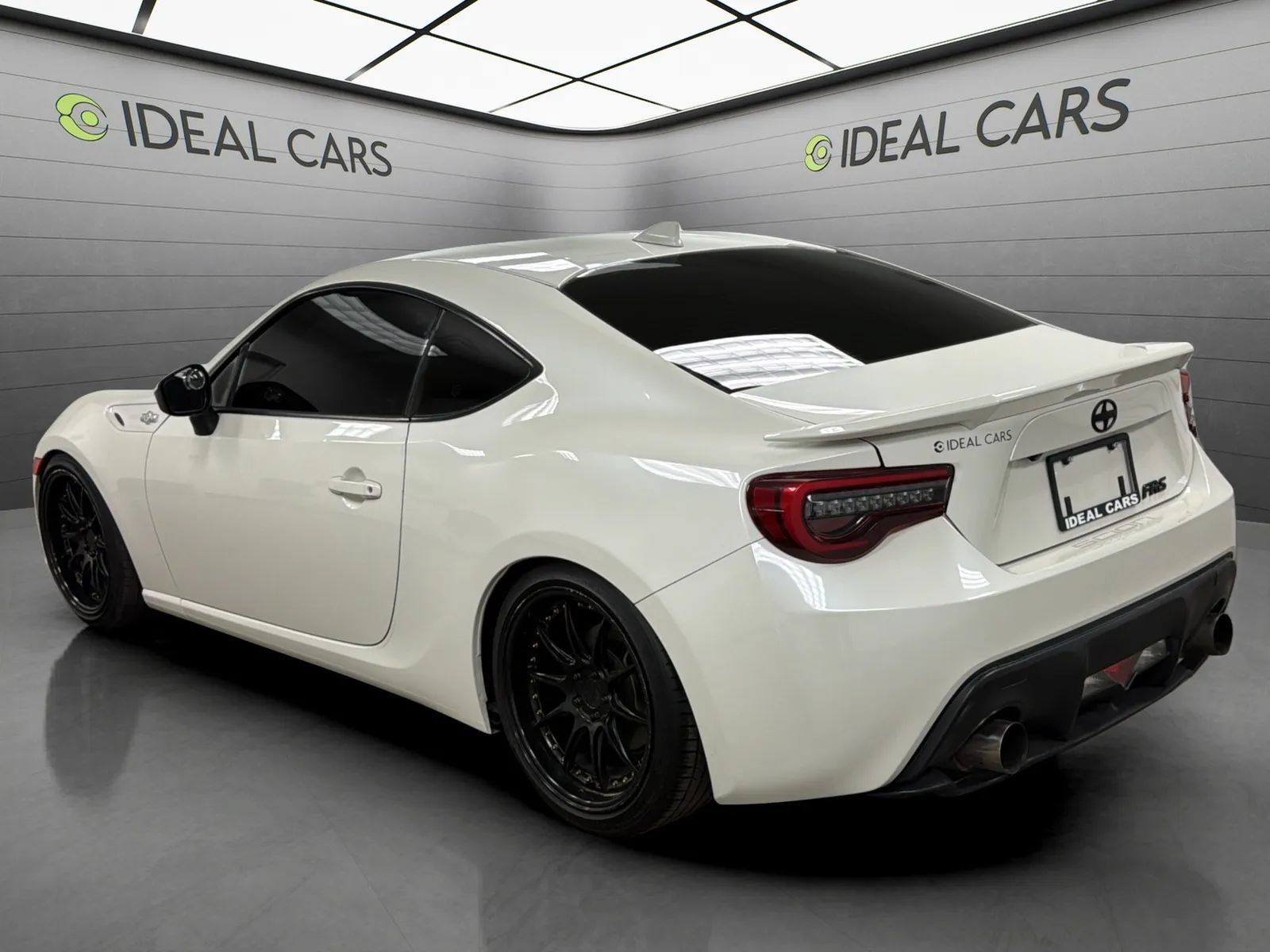Used 2016 Scion FR-S RWD image 7