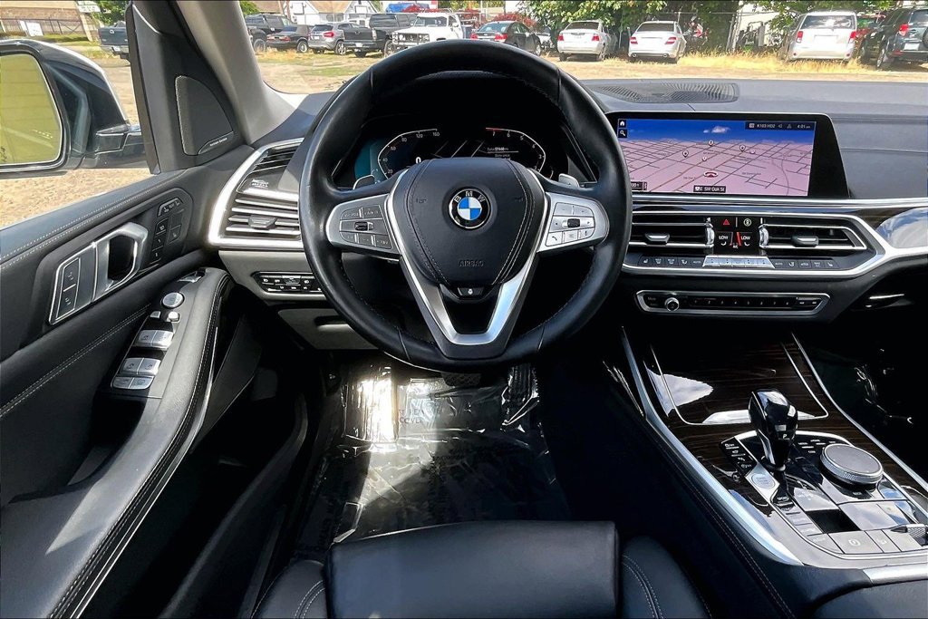 Used 2020 BMW X7 xDrive40i w/ Premium Package AWD/4WD image 7