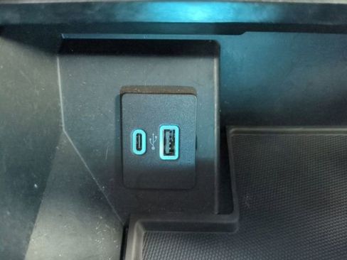 Used 2021 Ford F150 Lariat w/ Equipment Group 502A High image 23