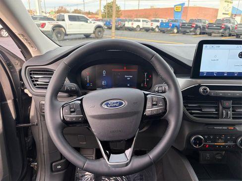 Used 2023 Ford Escape Active image 9