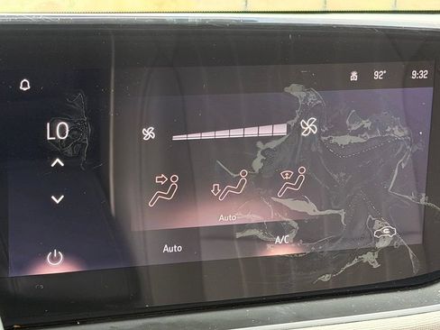 Used 2025 Buick Envista Avenir FWD image 23