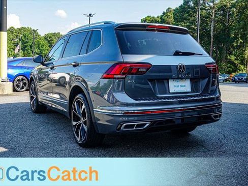 Used 2022 Volkswagen Tiguan SEL R-Line AWD/4WD image 13