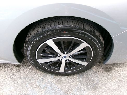 Used 2021 Subaru Impreza 2.0i Premium AWD/4WD image 7