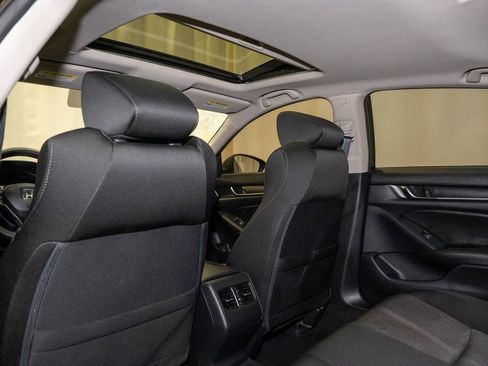 Used 2020 Honda Accord EX image 8