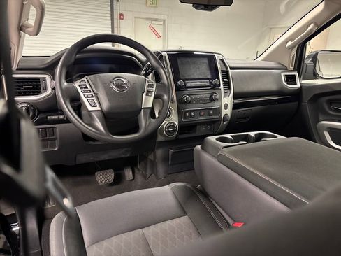Used 2021 Nissan Titan SV w/ Accessory Utility Package image 27