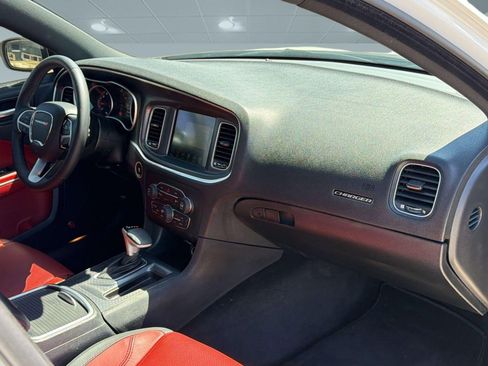 Used 2015 Dodge Charger R/T w/ Plus Group image 31