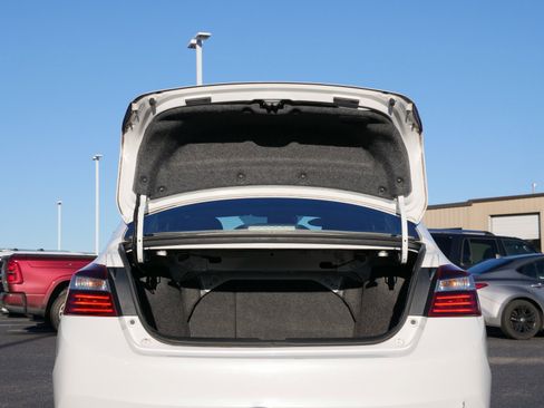 Used 2016 Honda Accord Sport image 15