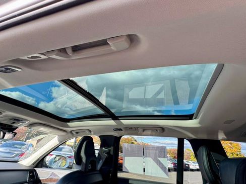 Used 2018 Volvo XC90 T5 Momentum w/ Momentum Plus Package image 23