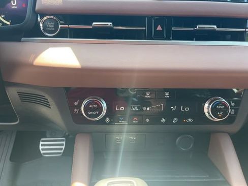 Used 2025 Mitsubishi Outlander SEL FWD image 22