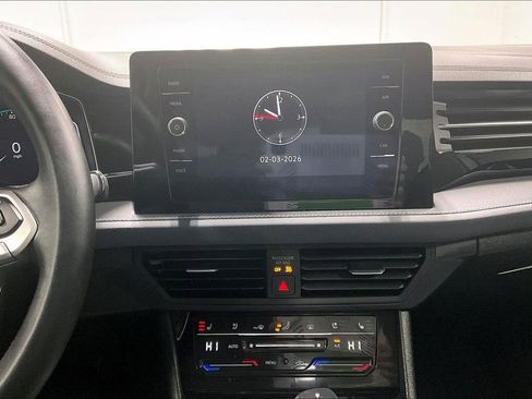 Used 2025 Volkswagen Jetta SEL image 8