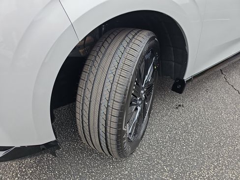 New 2025 Nissan Murano Platinum w/ Cargo Package image 33