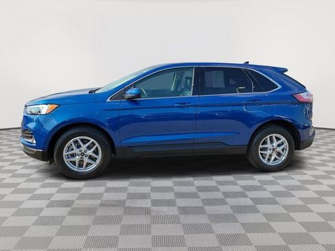 Certified 2024 Ford Edge SEL w/ Convenience Package AWD/4WD image 2