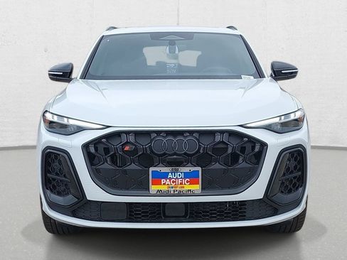 New 2026 Audi SQ5 Premium Plus AWD/4WD image 2