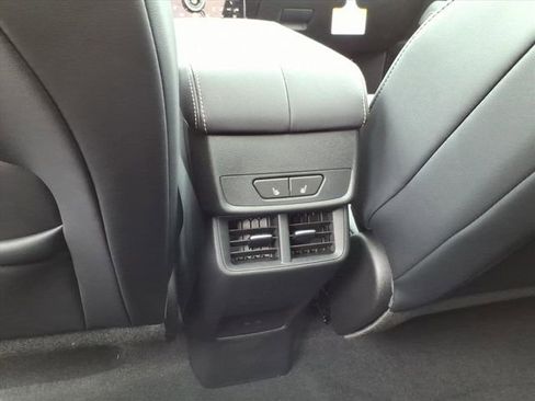 New 2026 GMC Terrain Elevation image 17