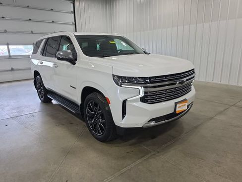 Used 2023 Chevrolet Tahoe Premier AWD/4WD image 2
