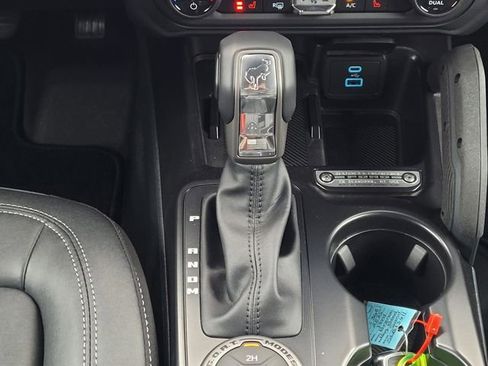 New 2025 Ford Bronco Big Bend w/ Black Diamond Package image 16