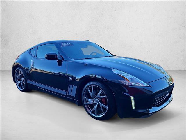 Used 2015 Nissan 370Z Coupe RWD image 3