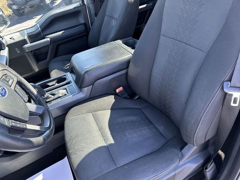 Used 2019 Ford F150 XLT w/ Equipment Group 302A Luxury image 15