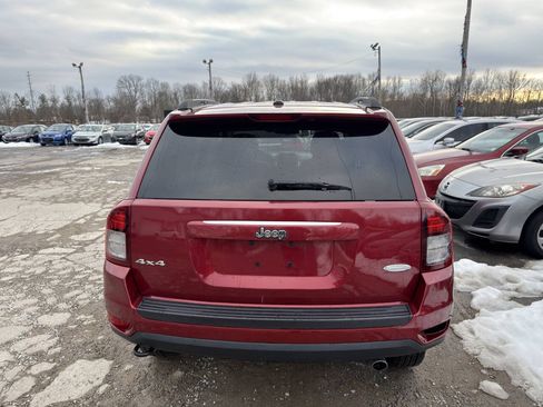Used 2014 Jeep Compass Latitude AWD/4WD image 7