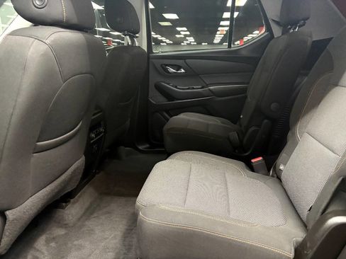 Used 2019 Chevrolet Traverse LT image 24