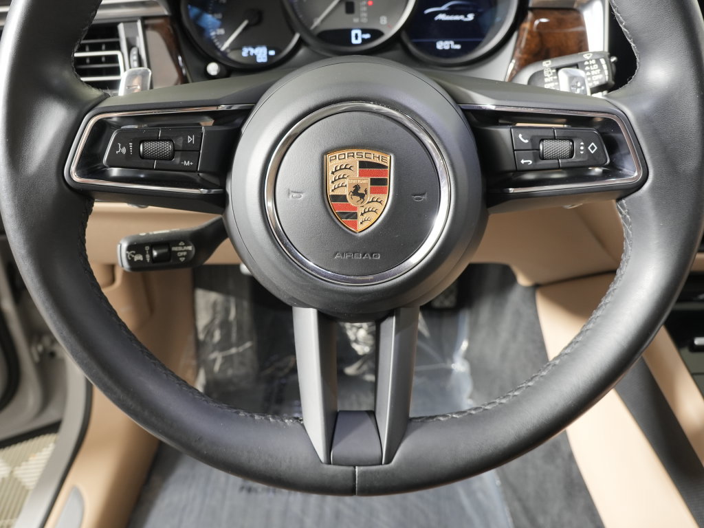 Certified 2023 Porsche Macan S AWD/4WD image 25