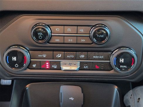 Used 2024 Ford Bronco Raptor image 19