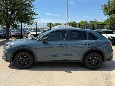Used 2024 Honda HR-V Sport image 2