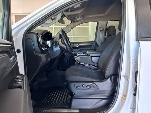 Certified 2022 Chevrolet Silverado 1500 LT image 9