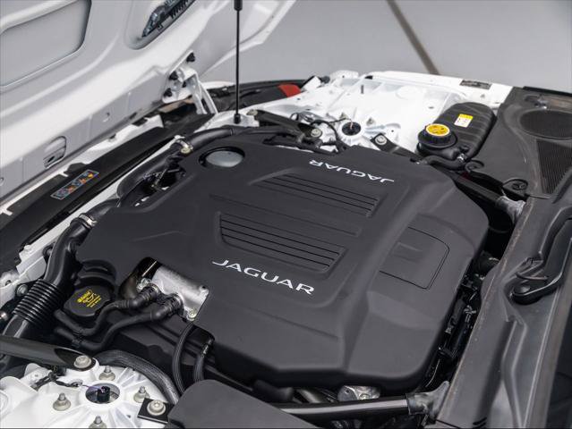 Certified 2024 Jaguar F-TYPE Coupe AWD image 16