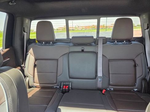 Used 2022 GMC Sierra 1500 Denali AWD/4WD image 31