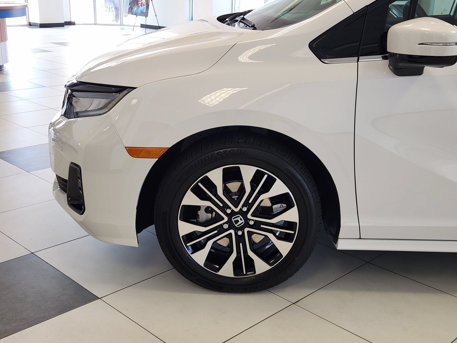 New 2026 Honda Odyssey Elite image 8