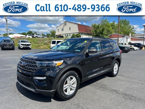 Certified 2024 Ford Explorer XLT w/ Equipment Group 202A AWD/4WD image 1