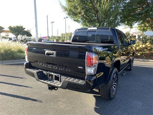 Used 2023 Toyota Tacoma TRD Sport image 8