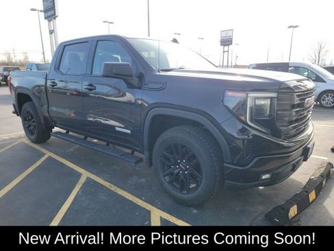 Used 2024 GMC Sierra 1500 Elevation image 1