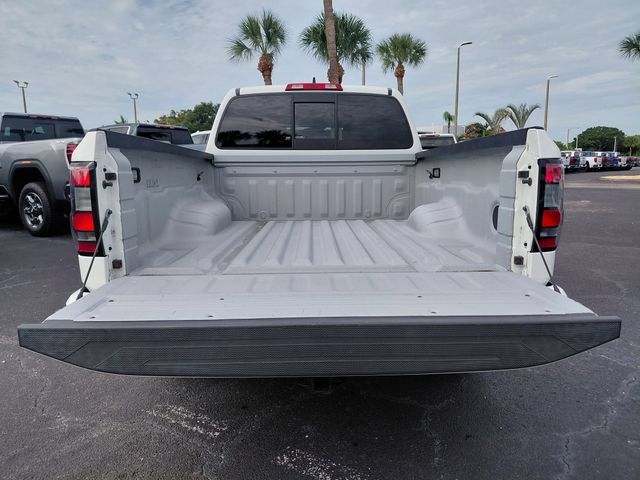 Used 2022 Nissan Frontier SV w/ Technology Package RWD image 13