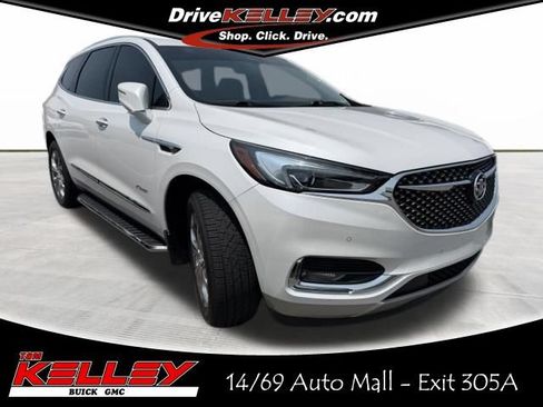 Used 2018 Buick Enclave Avenir w/ Avenir Technology Package FWD image 1