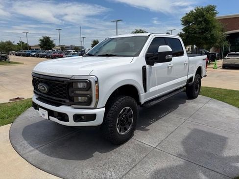 Used 2023 Ford F250 Lariat w/ Tremor Off-Road Package AWD/4WD image 3