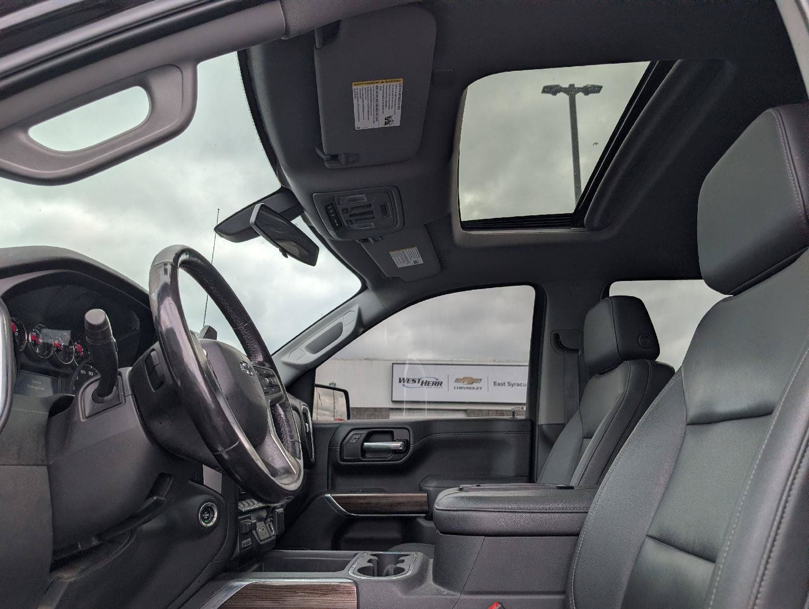 Used 2021 Chevrolet Silverado 1500 LT Trail Boss w/ Convenience Package II AWD/4WD image 14