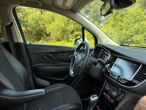 Used 2018 Buick Encore Preferred FWD image 22