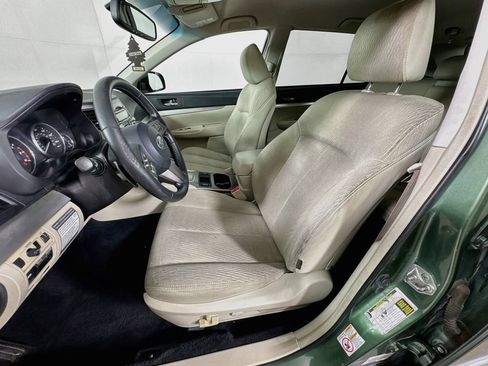 Used 2011 Subaru Outback 2.5i Premium AWD/4WD image 23