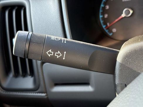 Used 2019 GMC Canyon SLE AWD/4WD image 11