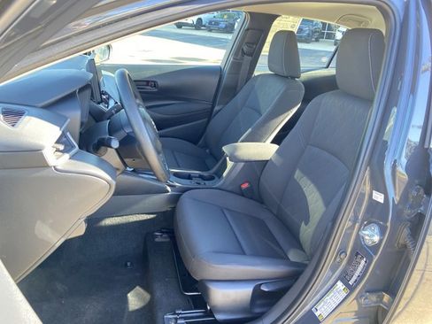 Used 2024 Toyota Corolla LE image 17