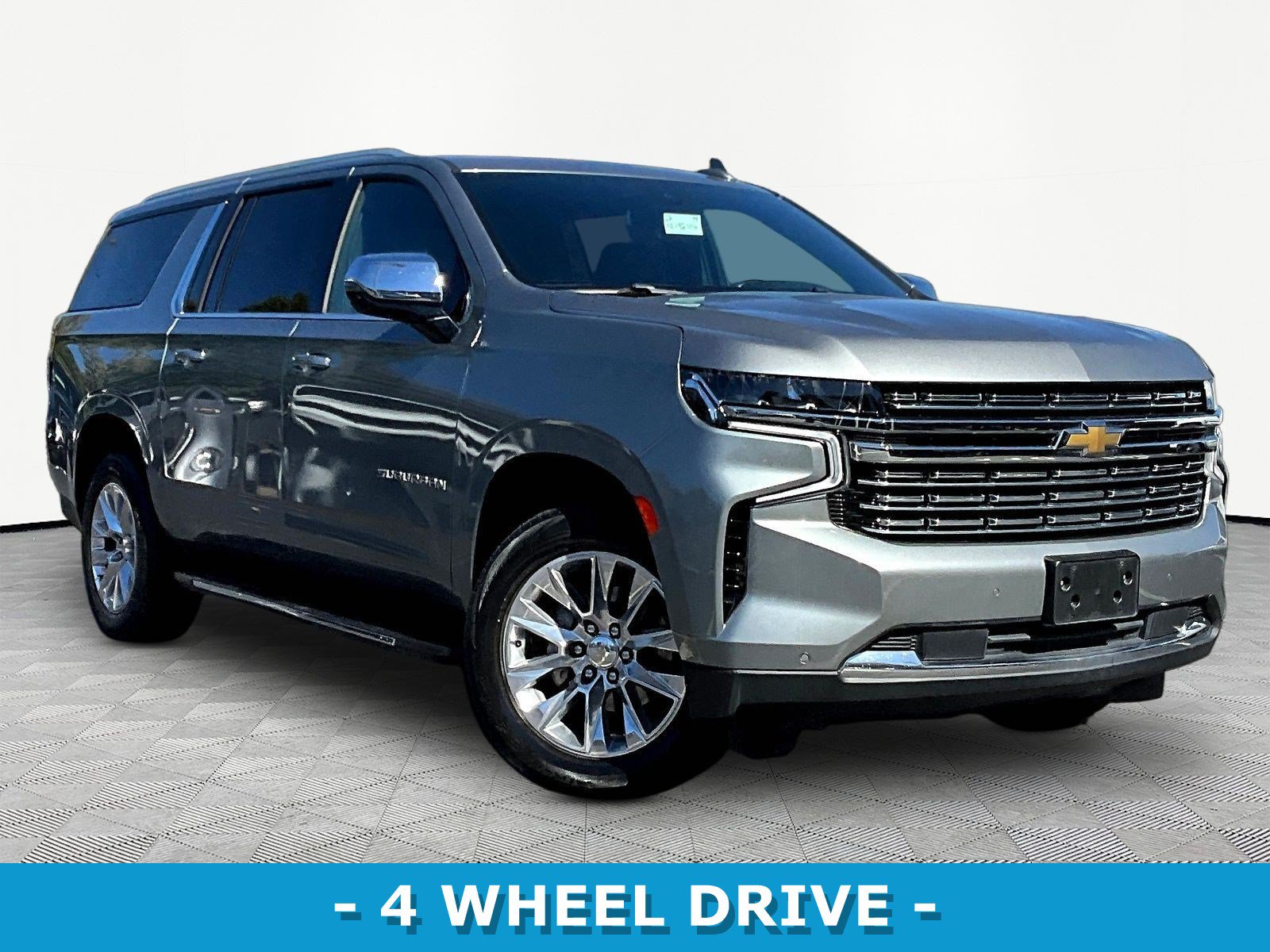 Used 2023 Chevrolet Suburban Premier AWD/4WD image 3