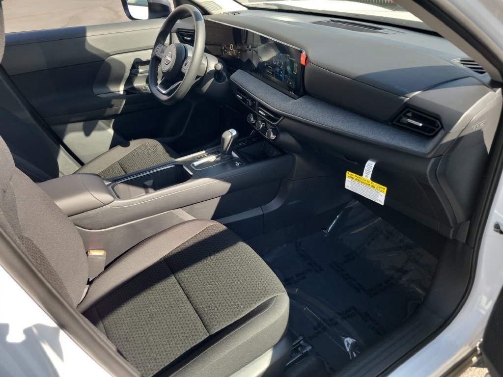 New 2027 Nissan Kicks S FWD image 11