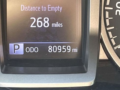 Used 2020 Toyota Tacoma SR5 image 19