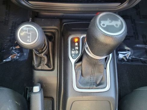 Used 2019 Jeep Wrangler Unlimited Sport S image 29