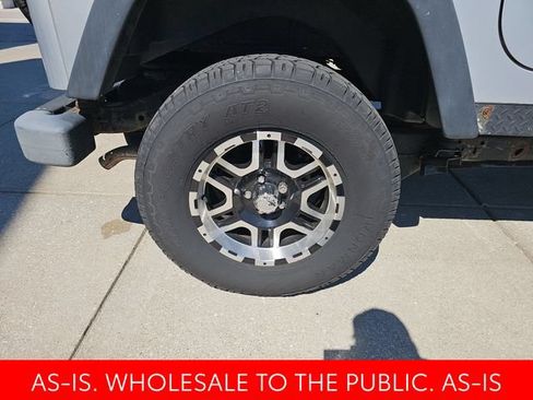 Used 2005 Jeep Wrangler Rubicon AWD/4WD image 27