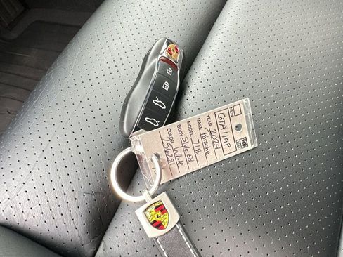 Used 2024 Porsche 718 Cayman image 30